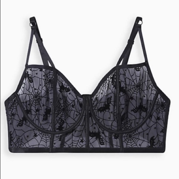 TORRID NWT WEBS AND BATS SIMPLY MESH BRALETTE & PANTY SET Halloween - Picture 6 of 9